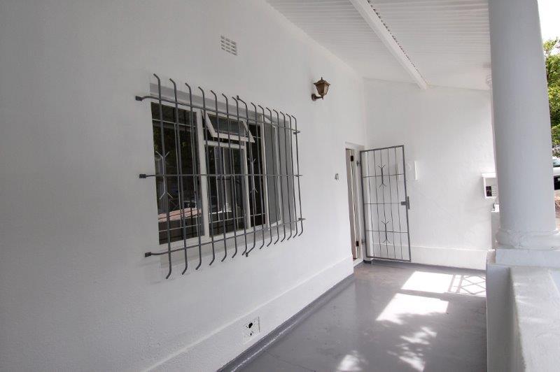 To Let 2 Bedroom Property for Rent in Woodstock Western Cape